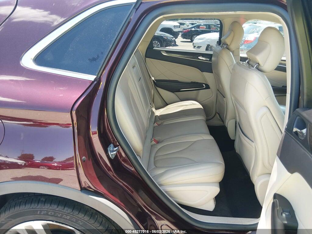 5LMCJ3D9XKUL38210 2019 LINCOLN MKC photo no. 8