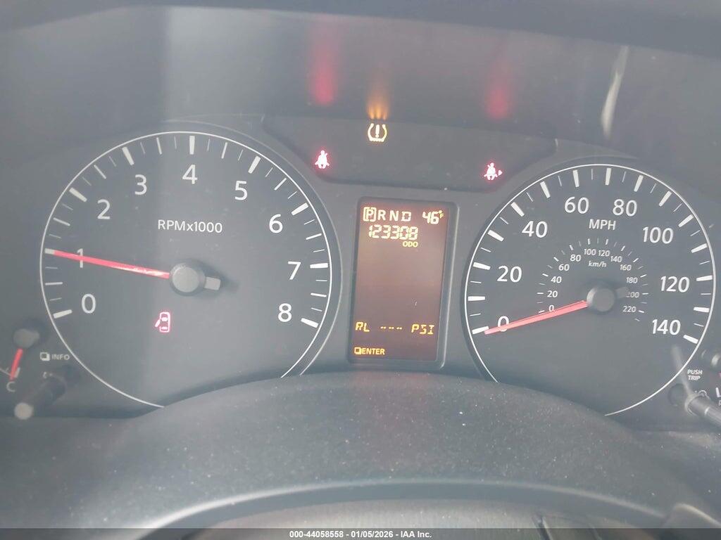 5BZAF0AA5HN851901 2017 NISSAN NV PASSENGER NV3500 HD photo no. 7