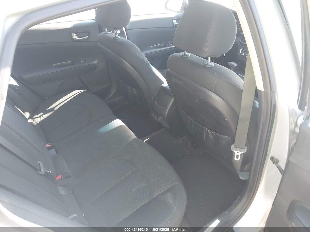 5XXGT4L30GG025928 2016 KIA OPTIMA photo no. 8
