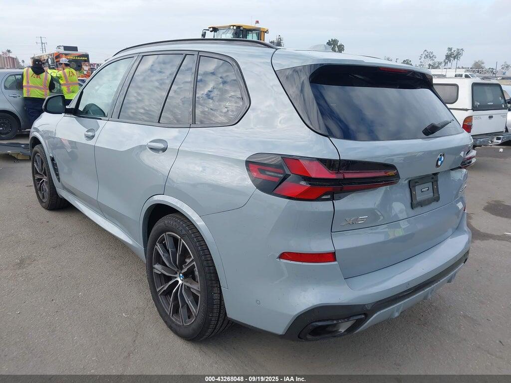 5UX13EU03R9S98456 2024 BMW X5 photo no. 3