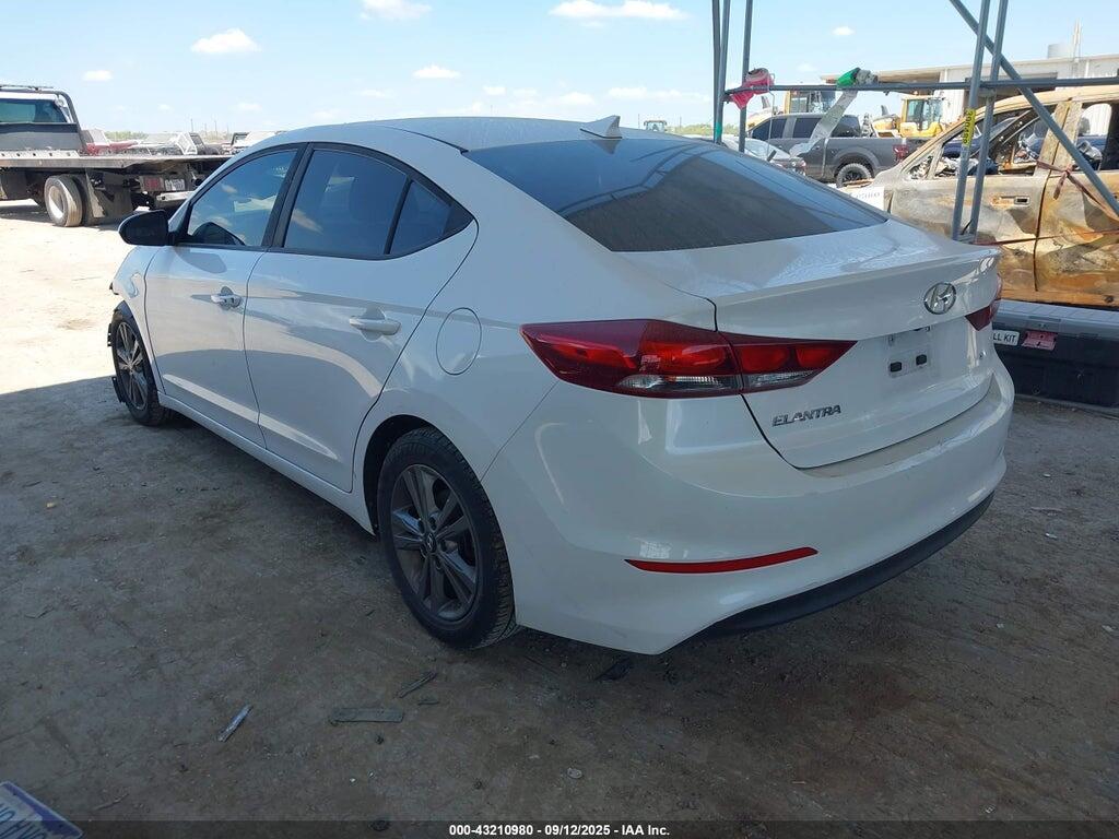 5NPD84LF0JH300269 2018 HYUNDAI ELANTRA photo no. 3