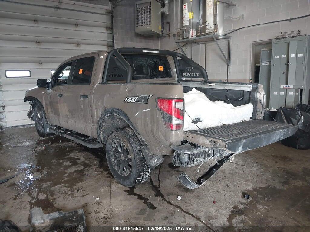 1N6AA1ED6PN100746 2023 NISSAN TITAN photo no. 3
