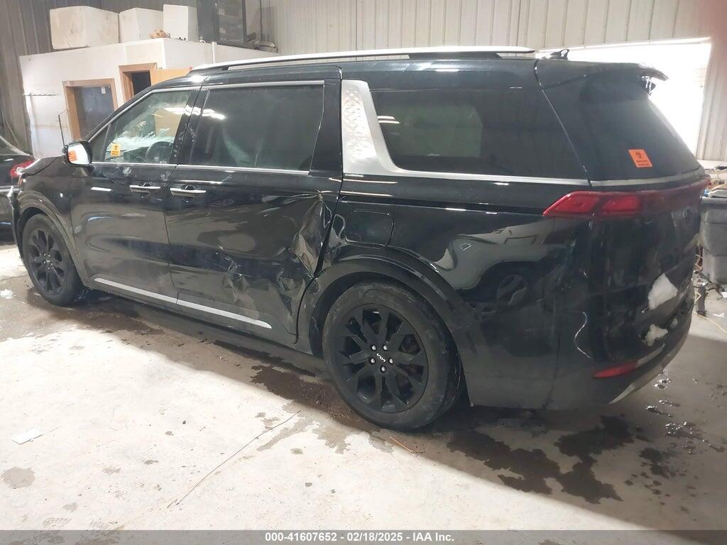 KNDNE5H38N6143396 2022 KIA CARNIVAL MPV photo no. 3