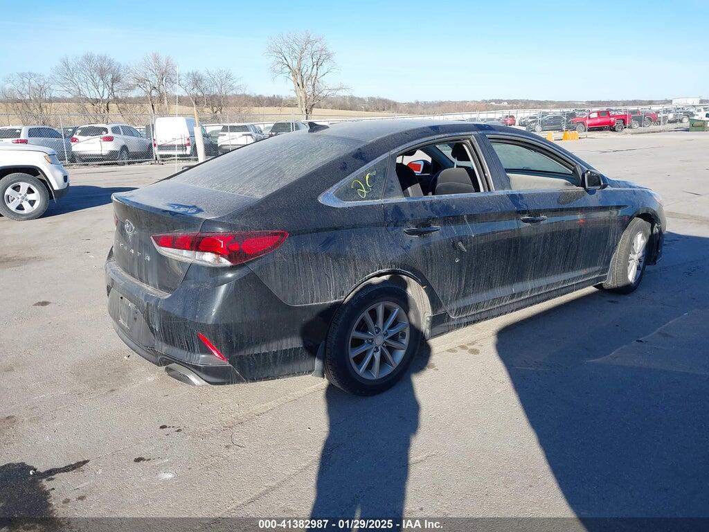 5NPE24AF0KH747839 2019 HYUNDAI SONATA photo no. 4
