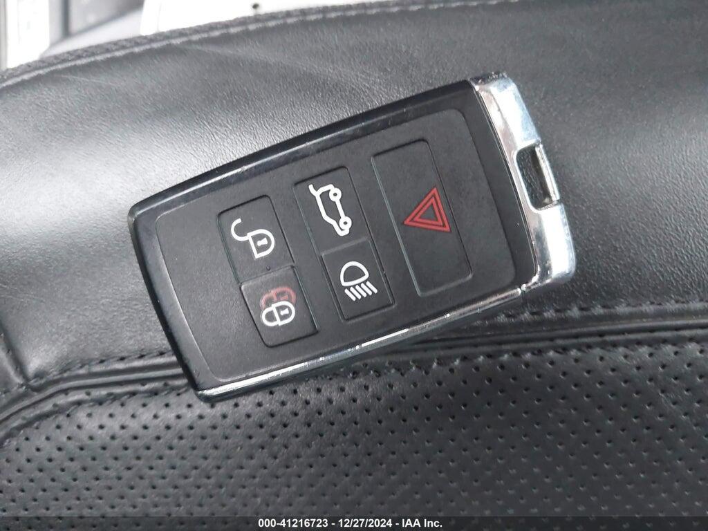 SALEX7EU6P2219008 2023 LAND ROVER DEFENDER photo no. 11