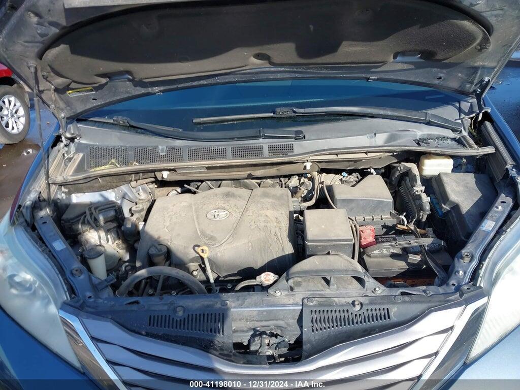 5TDYZ3DCXHS851407 2017 TOYOTA SIENNA photo no. 10