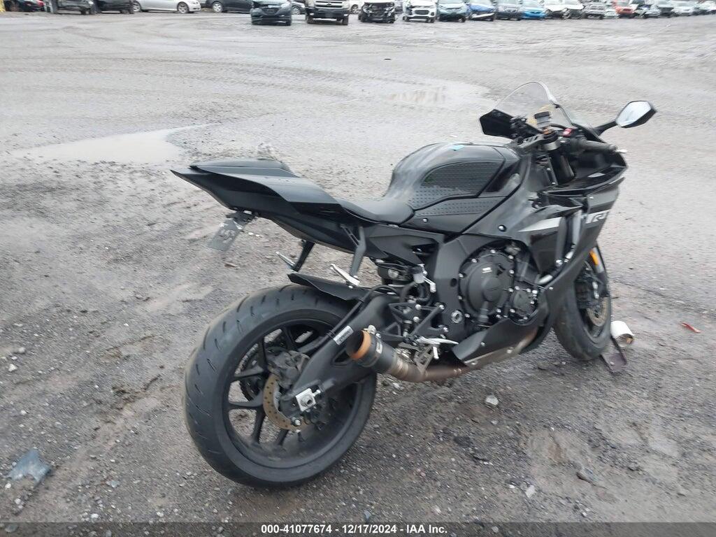 JYARN66E0RA004518 2024 YAMAHA YZFR1 photo no. 4