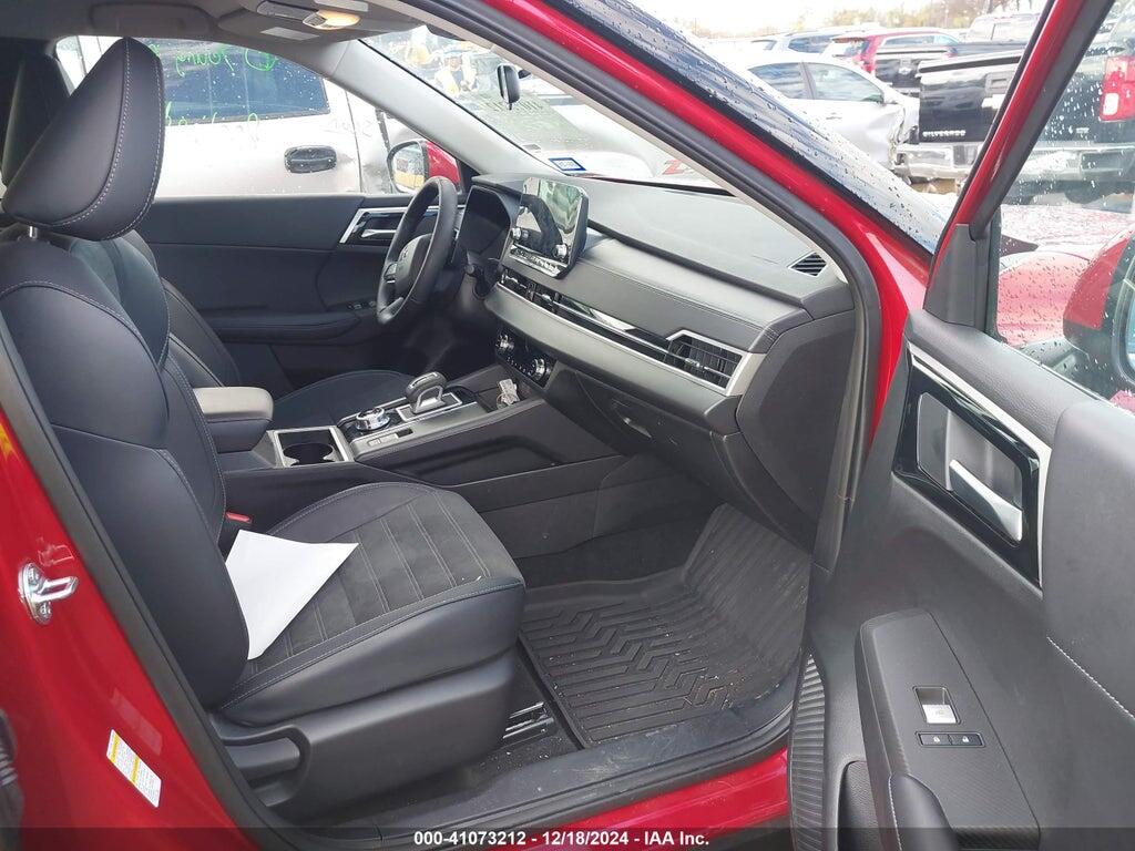 JA4J3VA85RZ070111 2024 MITSUBISHI OUTLANDER photo no. 5