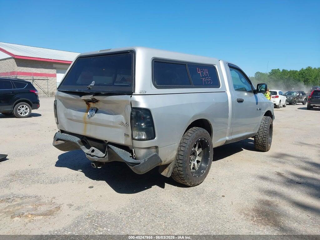 3D7JV1EP0AG106453 2010 DODGE RAM 1500 photo no. 4