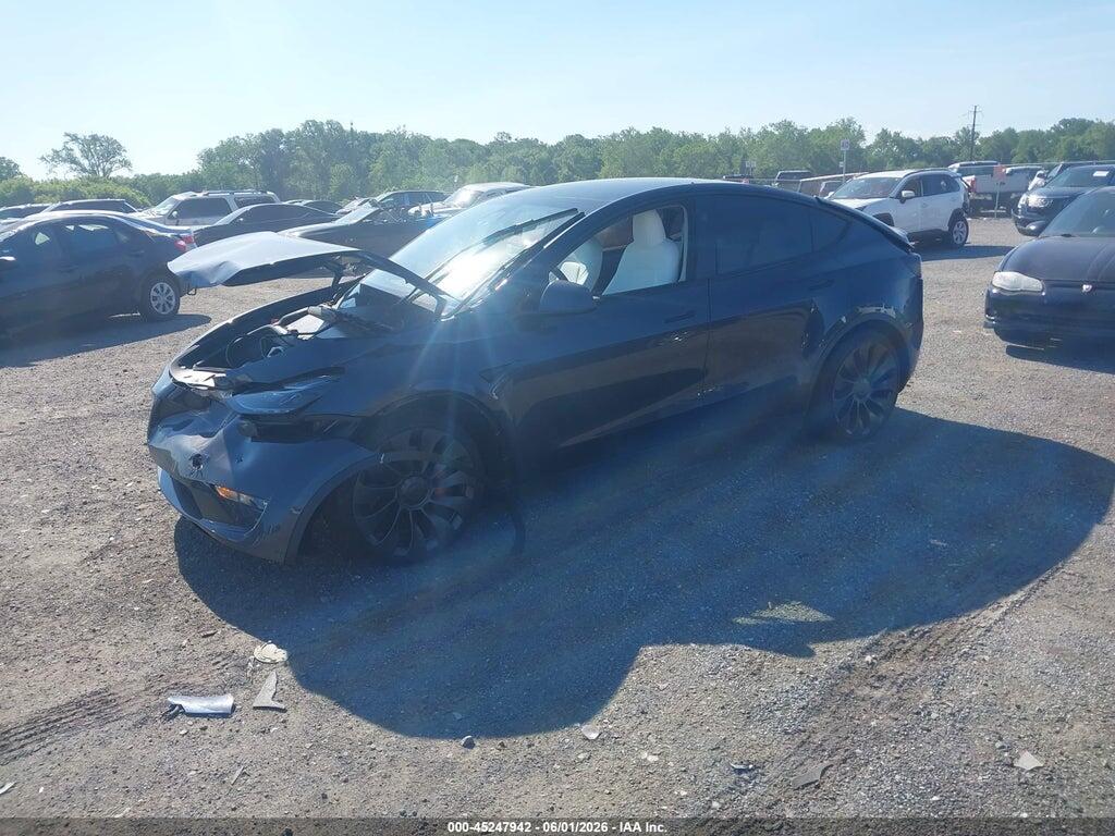 7SAYGDEF4SA363649 2025 TESLA MODEL Y photo no. 2