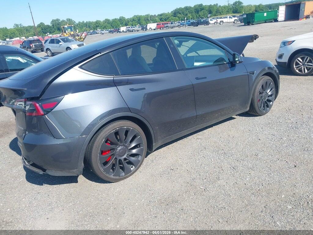 7SAYGDEF4SA363649 2025 TESLA MODEL Y photo no. 4