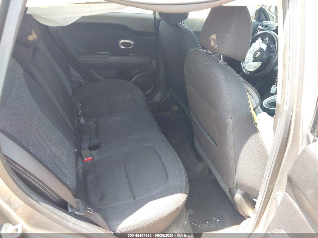 KNDJP3A56K7643040 2019 KIA SOUL photo no. 8
