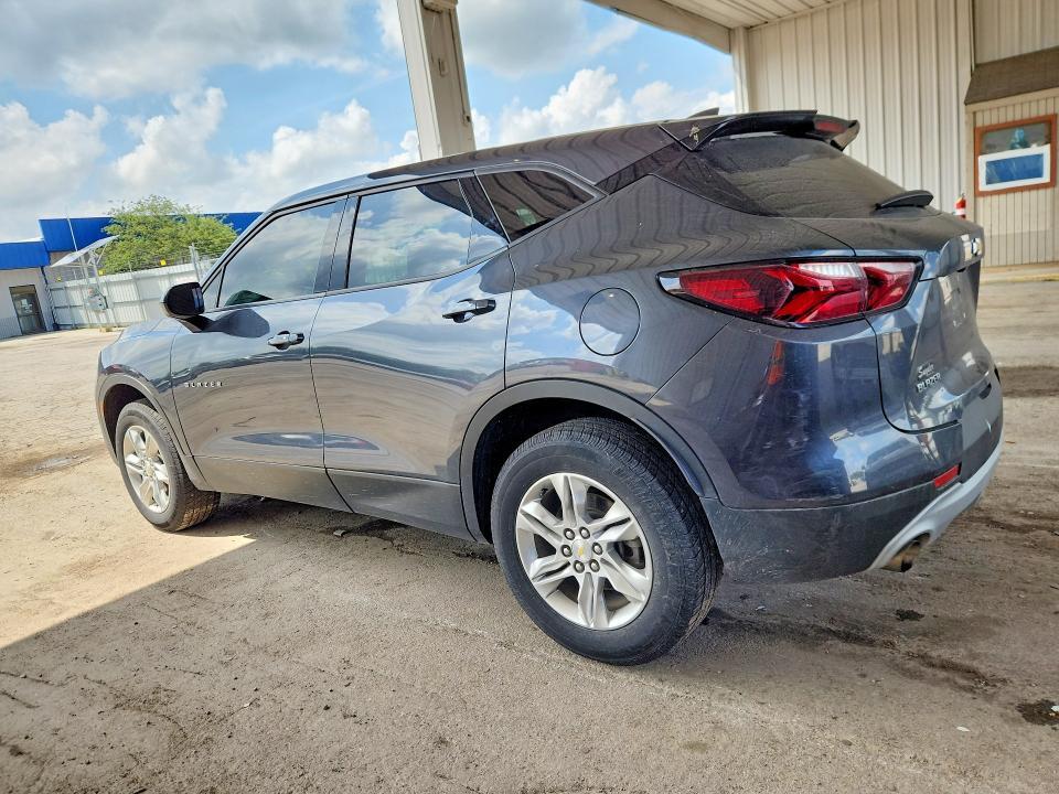 2021 CHEVROLET BLAZER 1LT — Фото 2 из 13