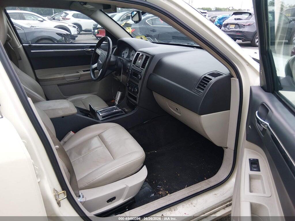 2C3JA53G75H688383 2005 CHRYSLER 300 photo no. 5