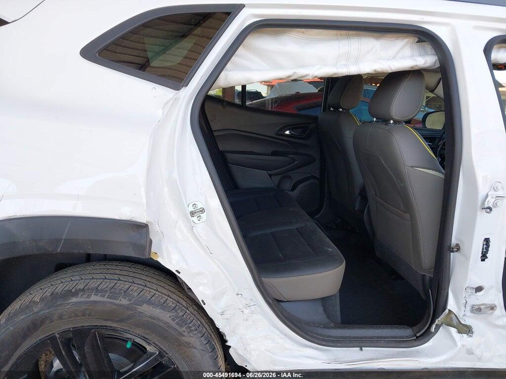 KL77LKEP7SC226008 2025 CHEVROLET TRAX photo no. 8