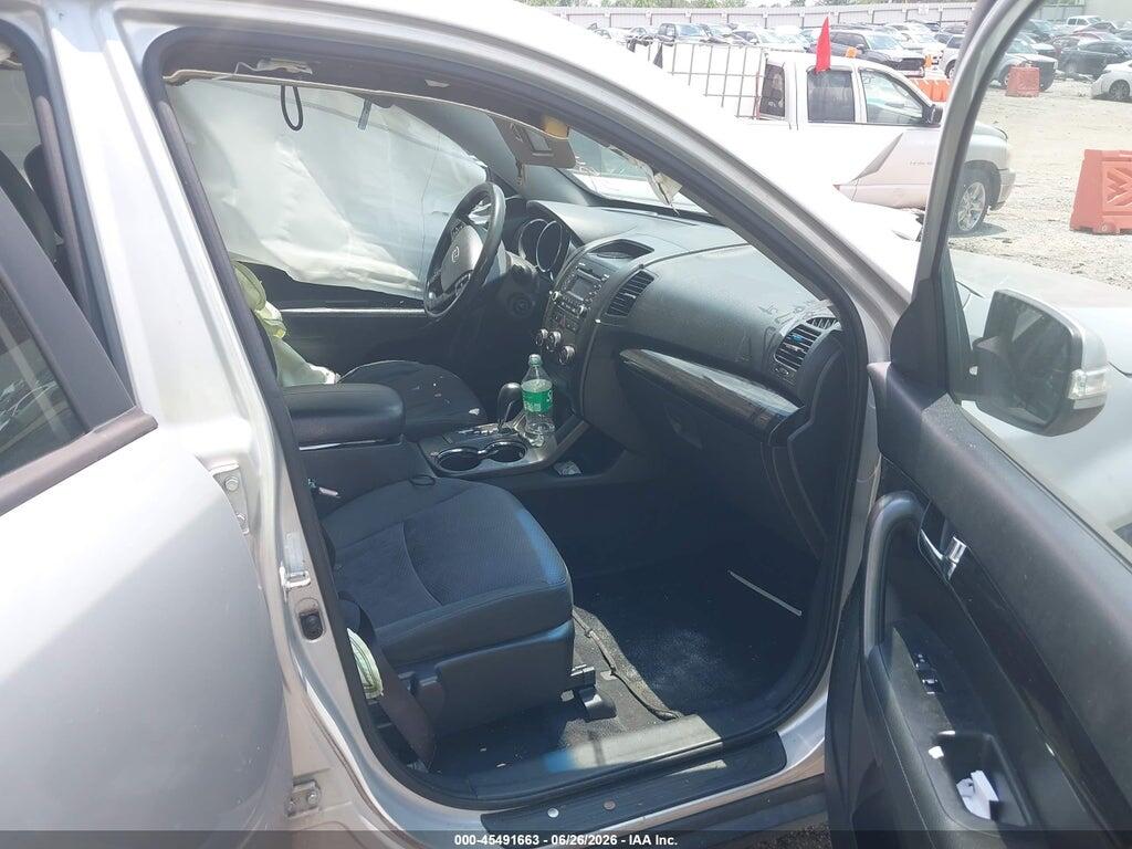 5XYKTDA24CG287557 2012 KIA SORENTO photo no. 5