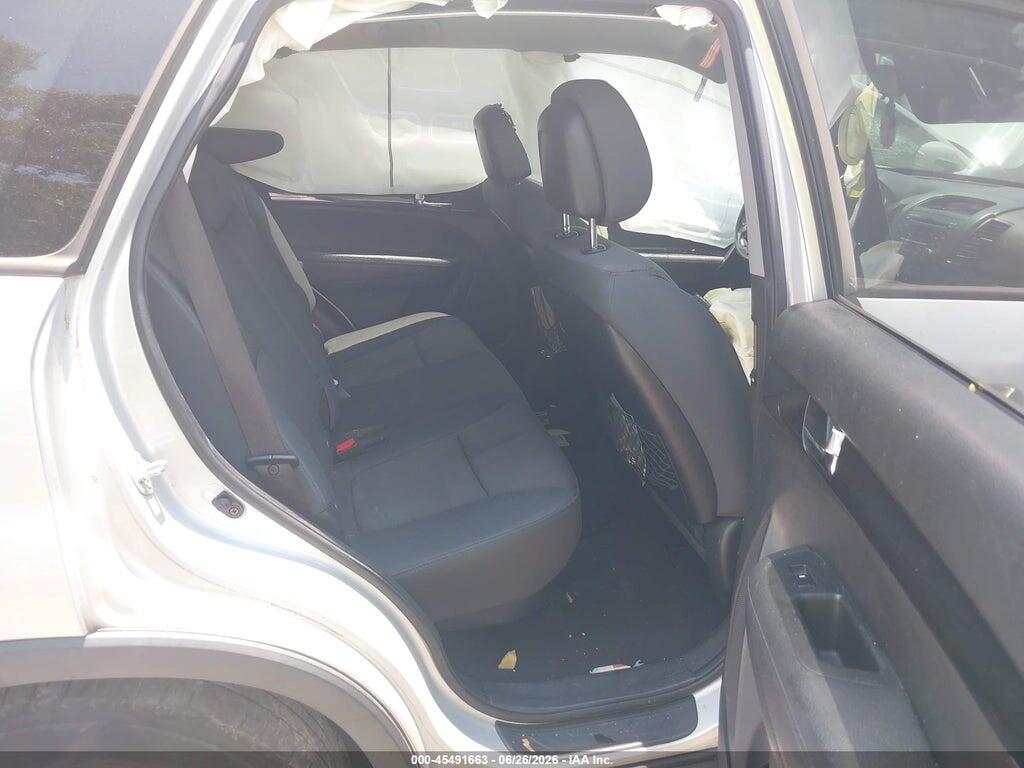 5XYKTDA24CG287557 2012 KIA SORENTO photo no. 8