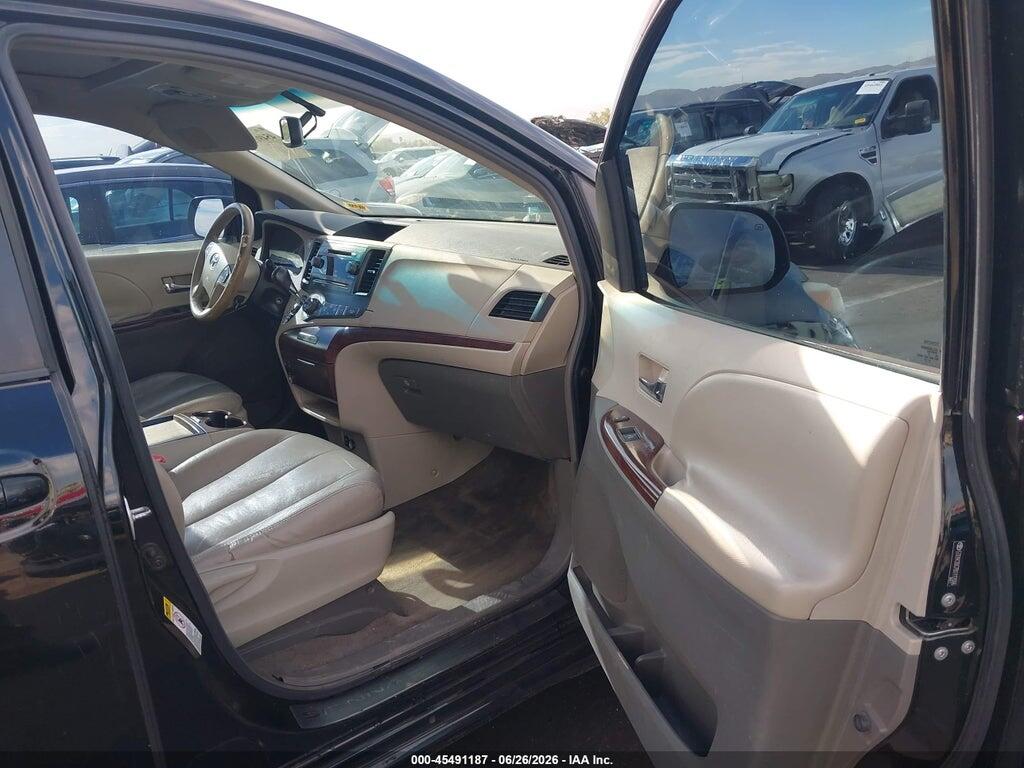 5TDYK3DC7BS112006 2011 TOYOTA SIENNA photo no. 5