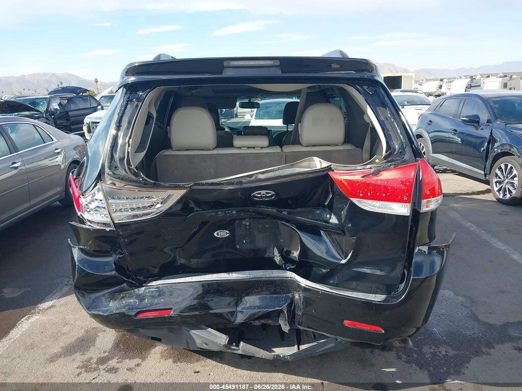 5TDYK3DC7BS112006 2011 TOYOTA SIENNA photo no. 6