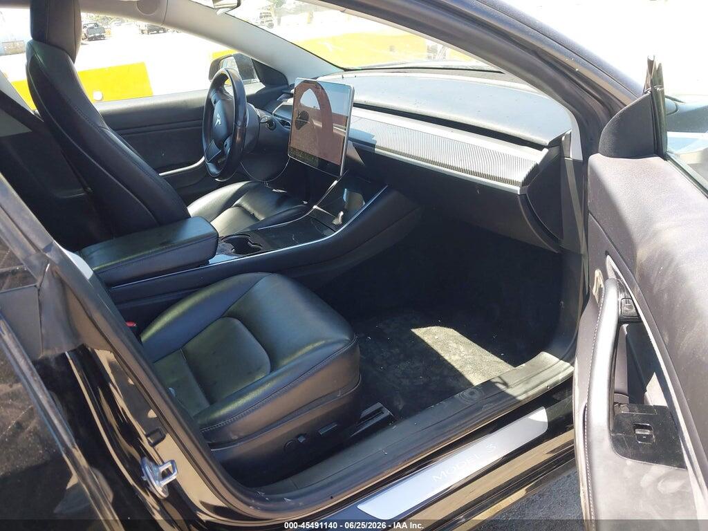 5YJ3E1EA0KF297331 2019 TESLA MODEL 3 photo no. 5