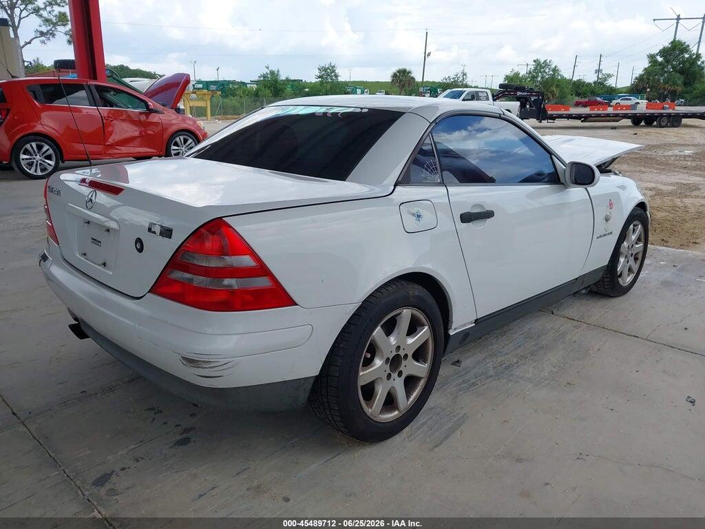 WDBKK47F1XF131125 1999 MERCEDES-BENZ SLK 230 photo no. 4