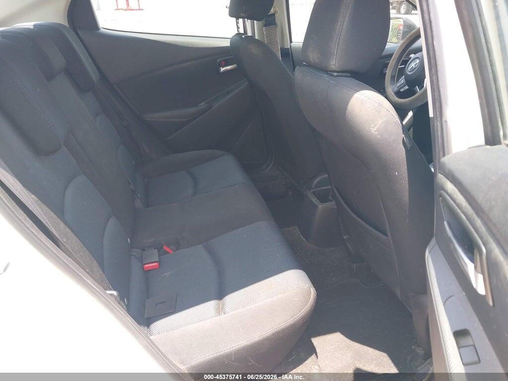 3MYDLBZV7GY131222 2016 SCION IA photo no. 8