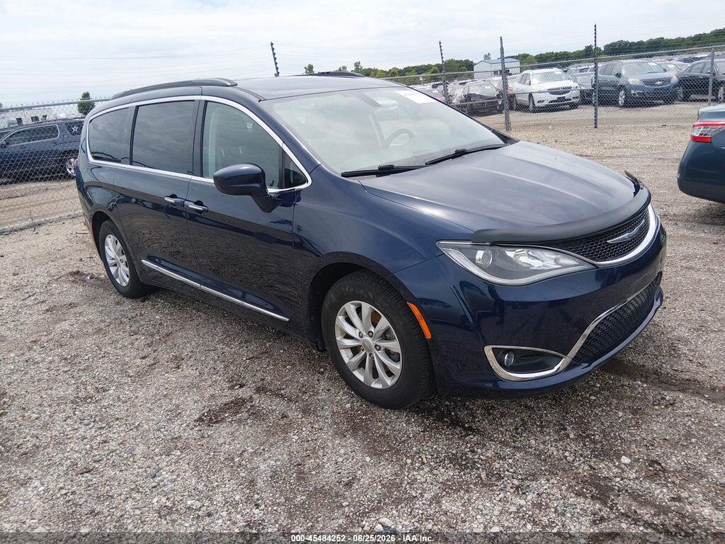 2C4RC1BG5HR608113 2017 CHRYSLER PACIFICA photo no. 1