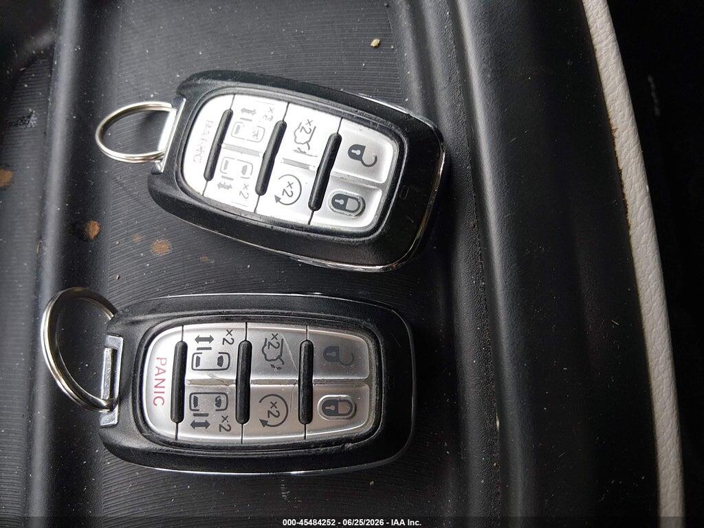 2C4RC1BG5HR608113 2017 CHRYSLER PACIFICA photo no. 11