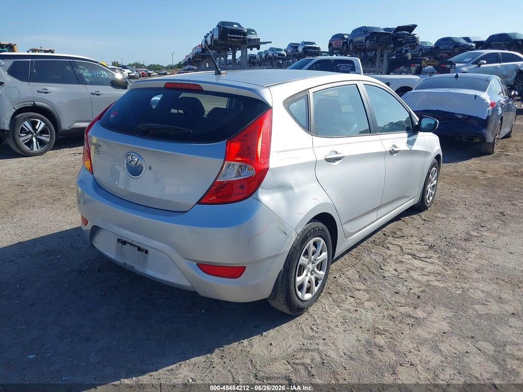 KMHCT5AE3DU093621 2013 HYUNDAI ACCENT photo no. 4