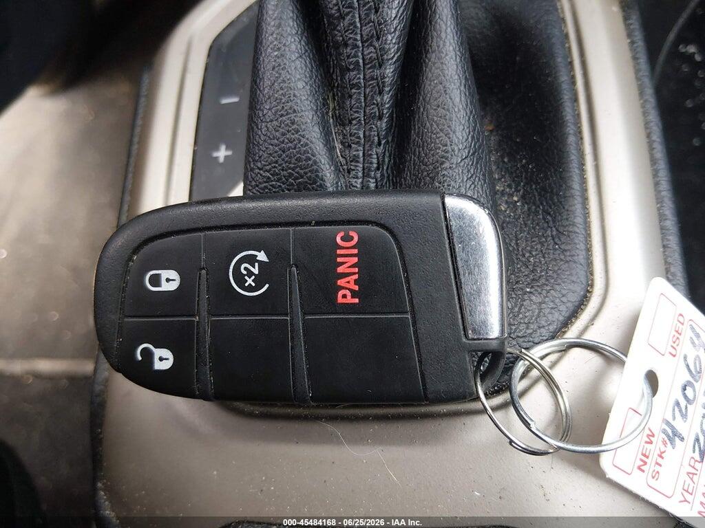 ZACCJBBB2HPG39412 2017 JEEP RENEGADE photo no. 11