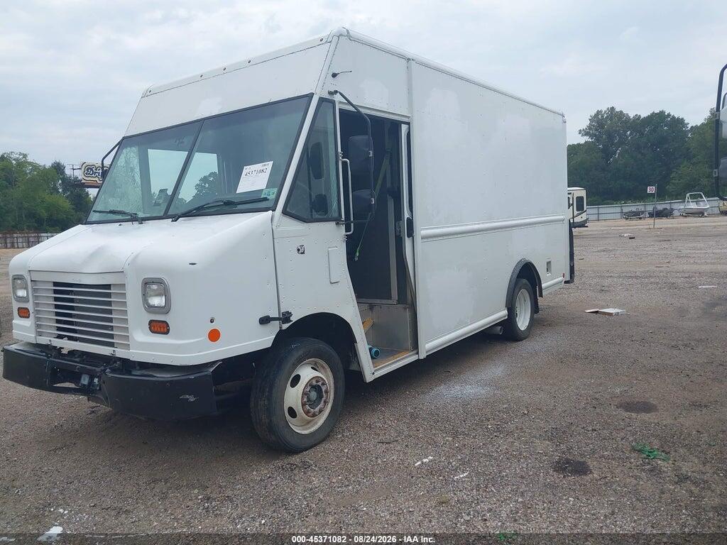 1F64F5KN0N0A05683 2022 FORD F-59 COMMERCIAL STRIPPED photo no. 2