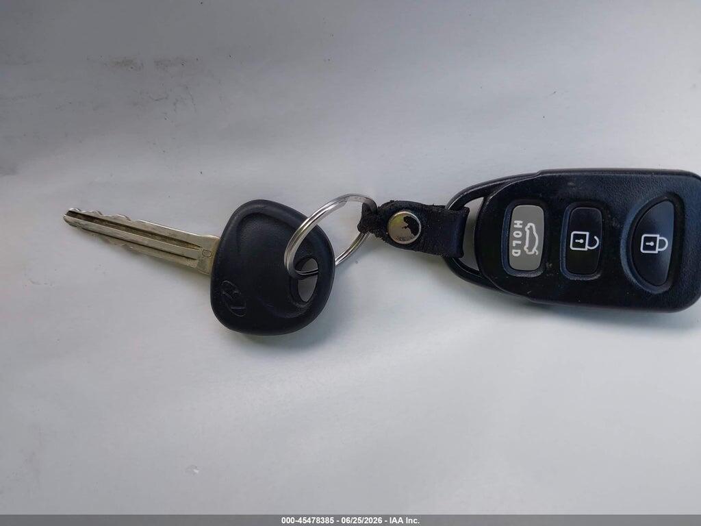 KMHDU4AD3AU872953 2010 HYUNDAI ELANTRA photo no. 11