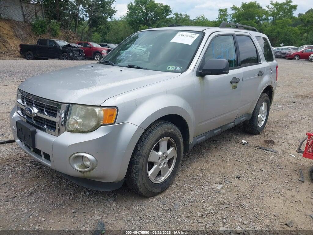 1FMCU9DG1BKA75452 2011 FORD ESCAPE photo no. 2