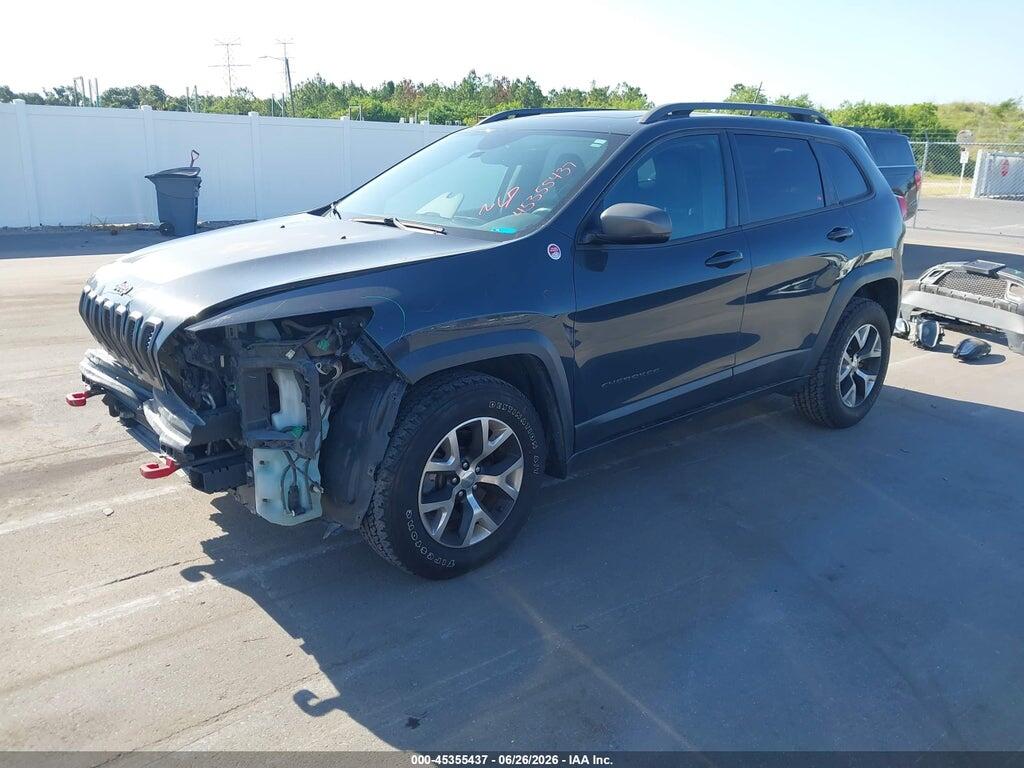 1C4PJMBS5HW583448 2017 JEEP CHEROKEE photo no. 2
