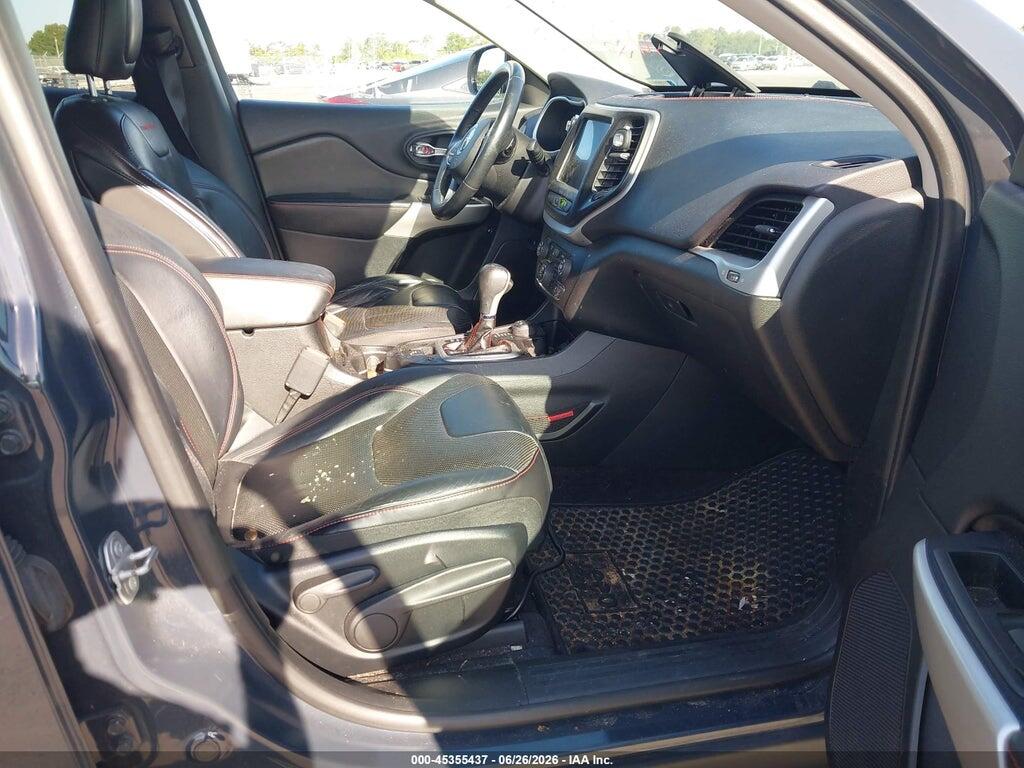 1C4PJMBS5HW583448 2017 JEEP CHEROKEE photo no. 5