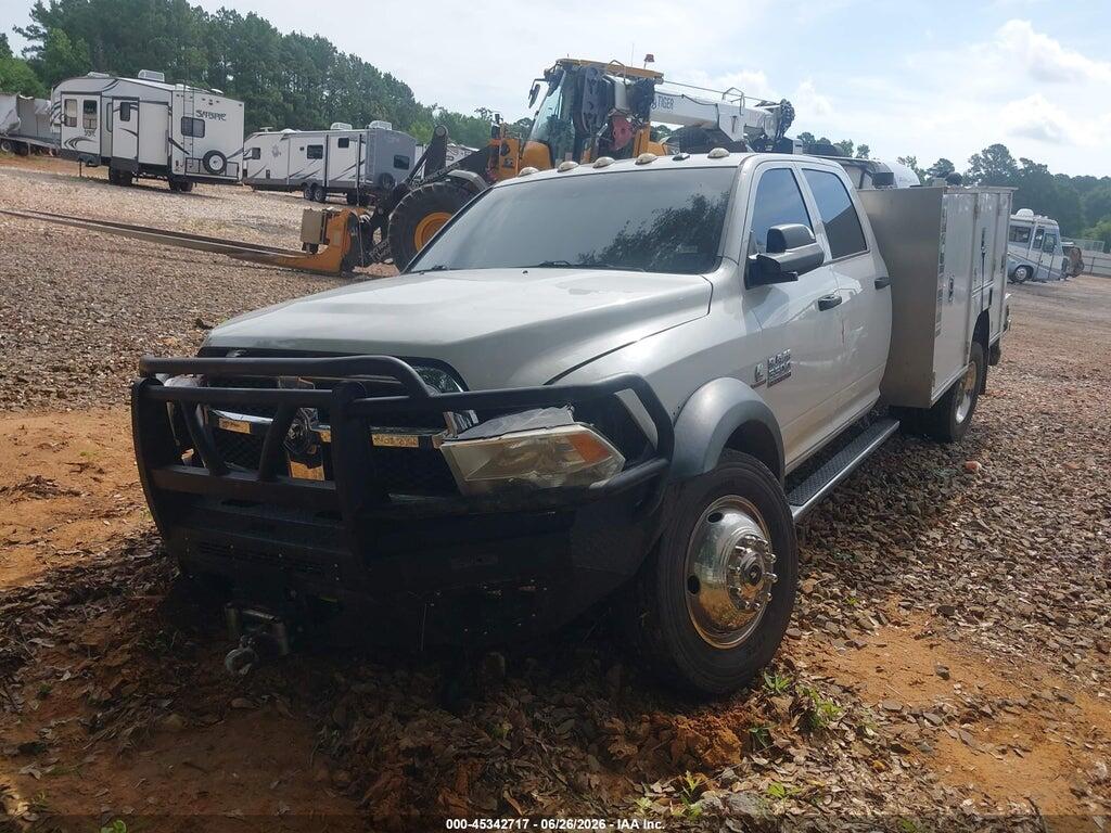 3C7WRMFL2HG572500 2017 RAM 5500 CHASSIS photo no. 2