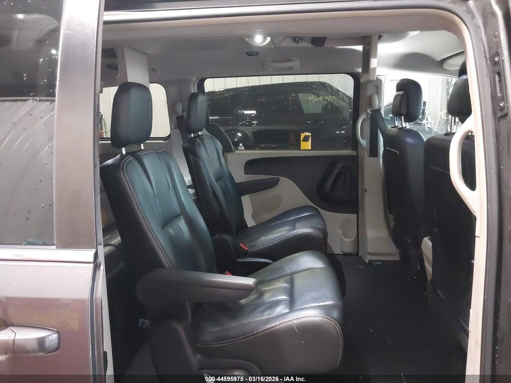 2C4RC1BG7GR128704 2016 CHRYSLER TOWN & COUNTRY photo no. 8