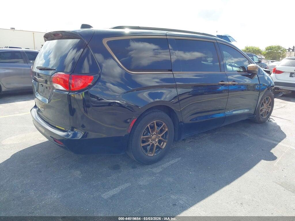 2C4RC1DG8MR528781 2021 CHRYSLER VOYAGER photo no. 4