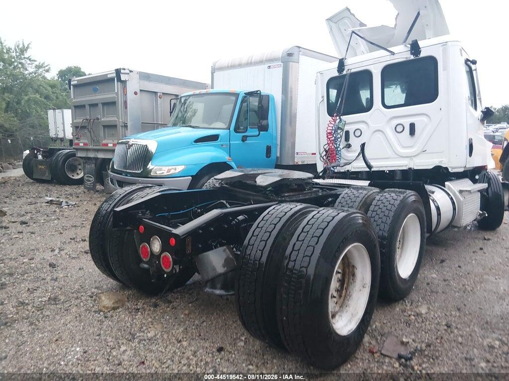 3AKJHLDVXMSNB0471 2021 FREIGHTLINER NEW CASCADIA 126 photo no. 4