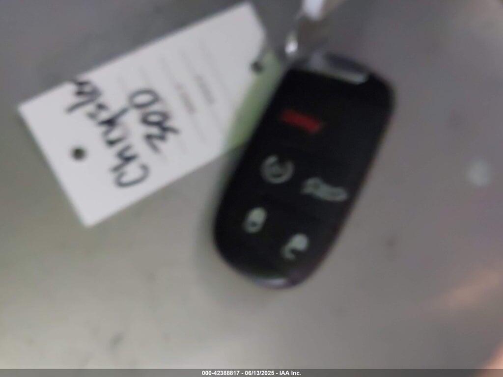 2C3CCAPG0GH248403 2016 CHRYSLER 300C photo no. 11