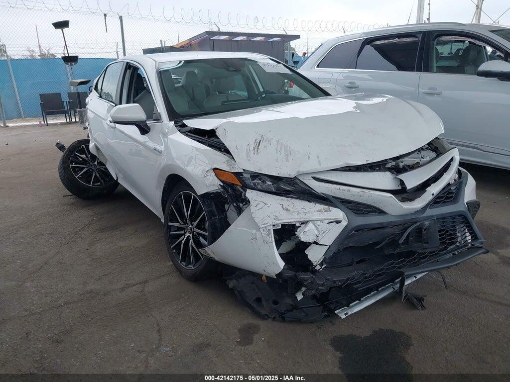4T1G31AK2MU559197 2021 TOYOTA CAMRY photo no. 1