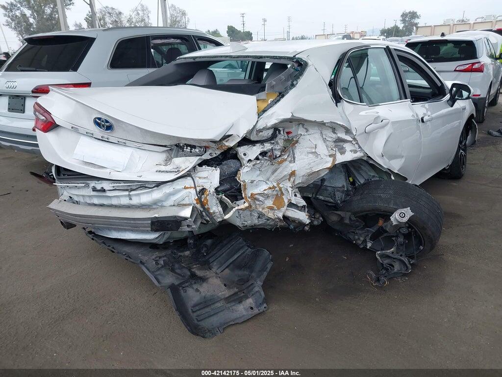 4T1G31AK2MU559197 2021 TOYOTA CAMRY photo no. 4
