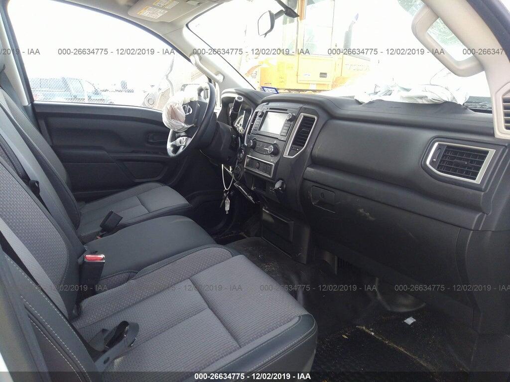 1N6AA1F33KN519409 2019 NISSAN TITAN XD photo no. 5