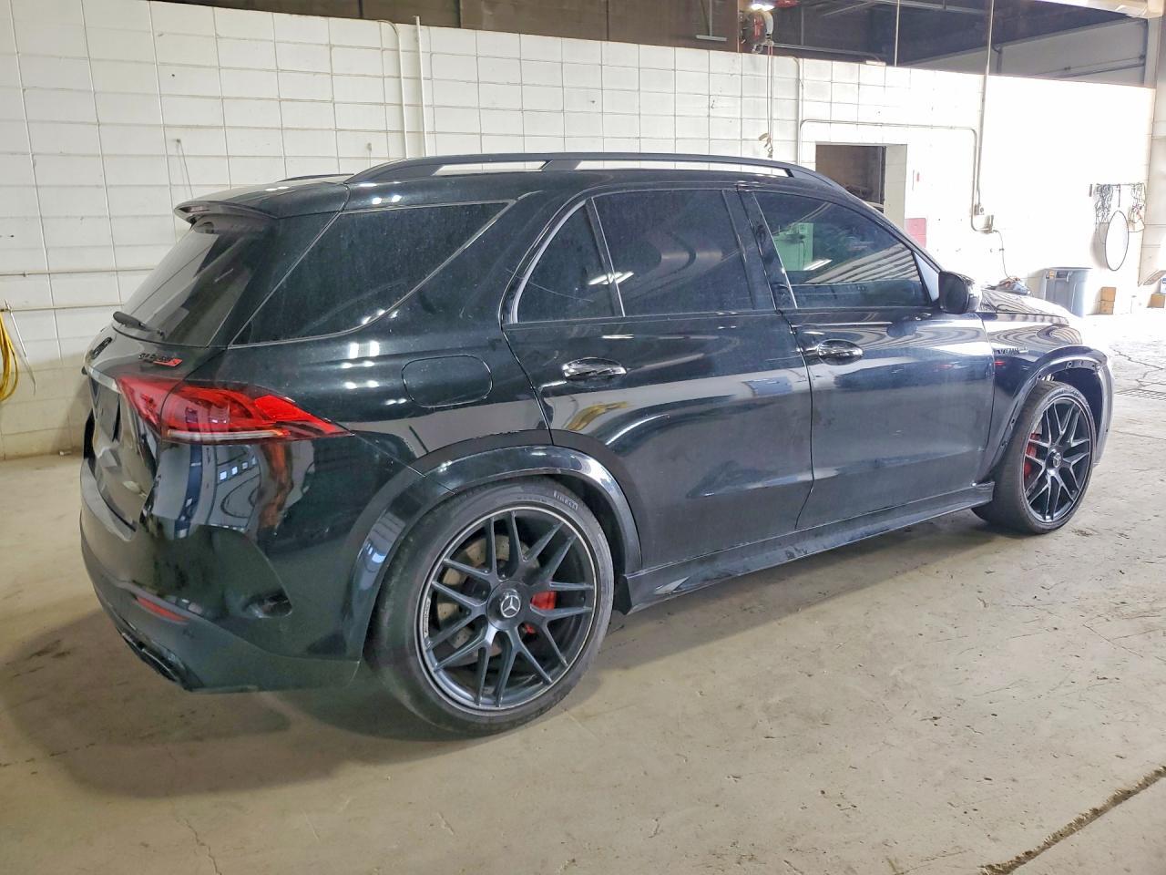 2021 MERCEDES-BENZ GLE 63 AMG 4MATIC — Фото 3 из 14