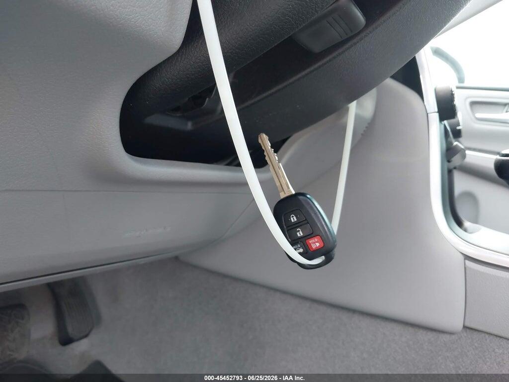 4T4BF1FK0GR549627 2016 TOYOTA CAMRY photo no. 11