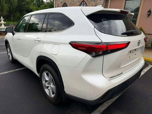 2020 TOYOTA HIGHLANDER L — Фото 2 из 13