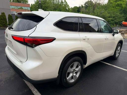 2020 TOYOTA HIGHLANDER L — Фото 3 из 13