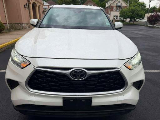 2020 TOYOTA HIGHLANDER L — Фото 6 из 13