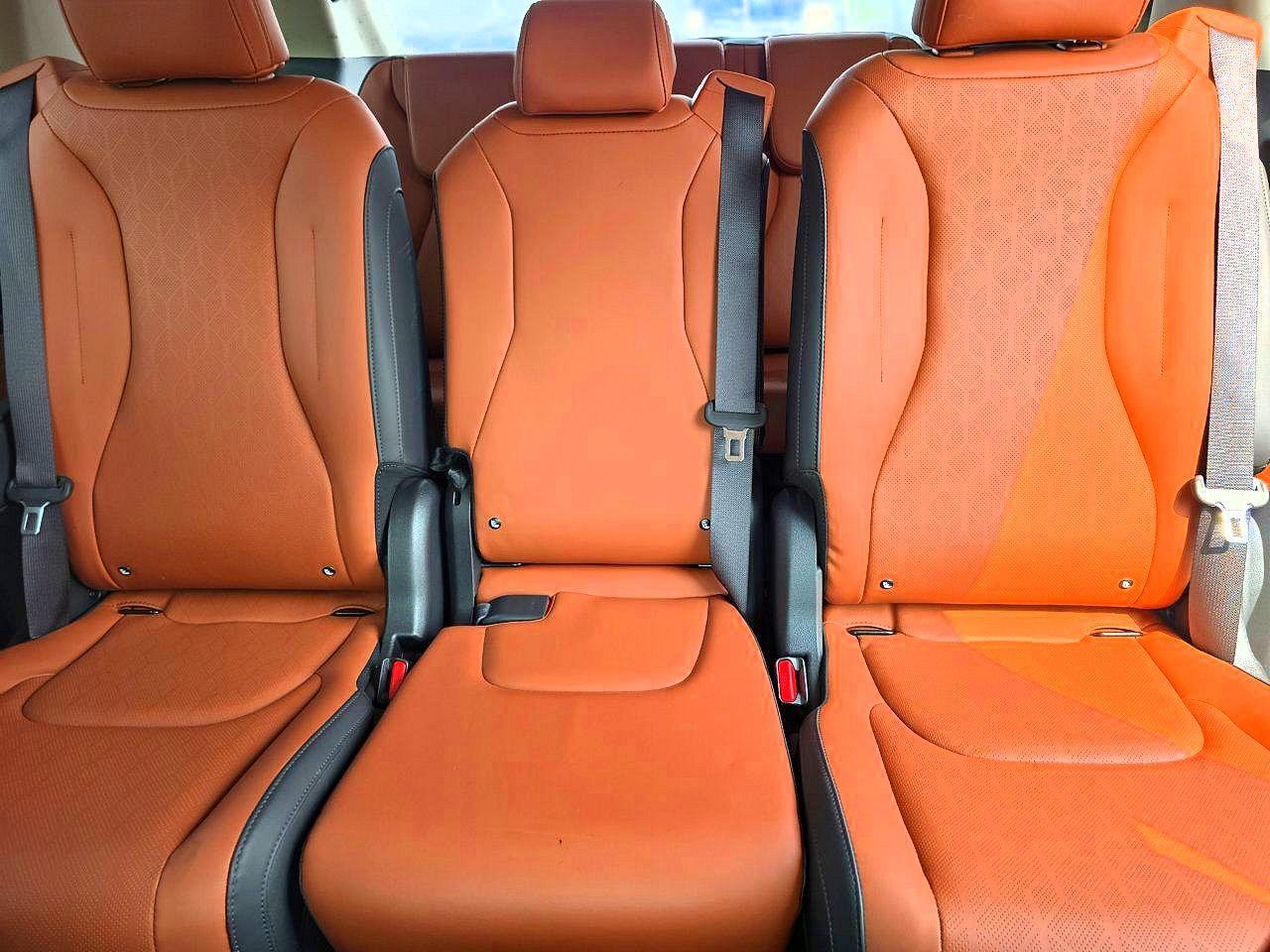2024 KIA CARNIVAL SX — Фото 10 из 15