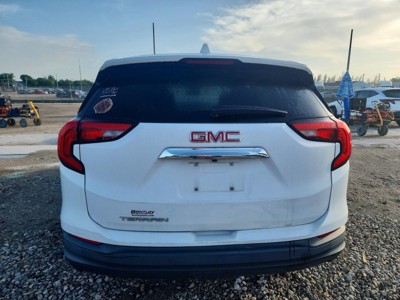 2020 GMC TERRAIN SLE — Фото 6 из 13